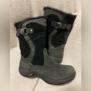 DANSKO Suede Faux Fur Snow Boots Size Women Size EU 37, US 6.5-7